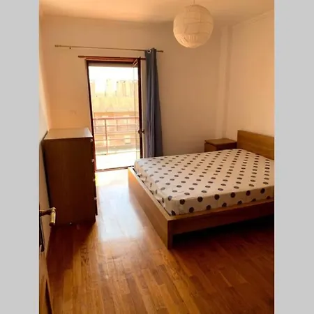 Apartamento Santa Catarina - T2 120 M2 Apartamento Linda-a-Velha